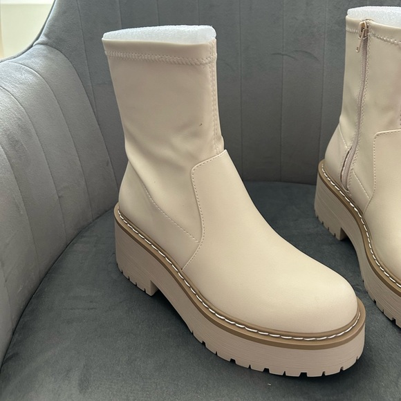 COPY - Soda Bone Chunky Platform Boots - Picture 5 of 10